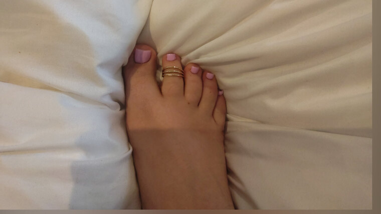 Bella cover image