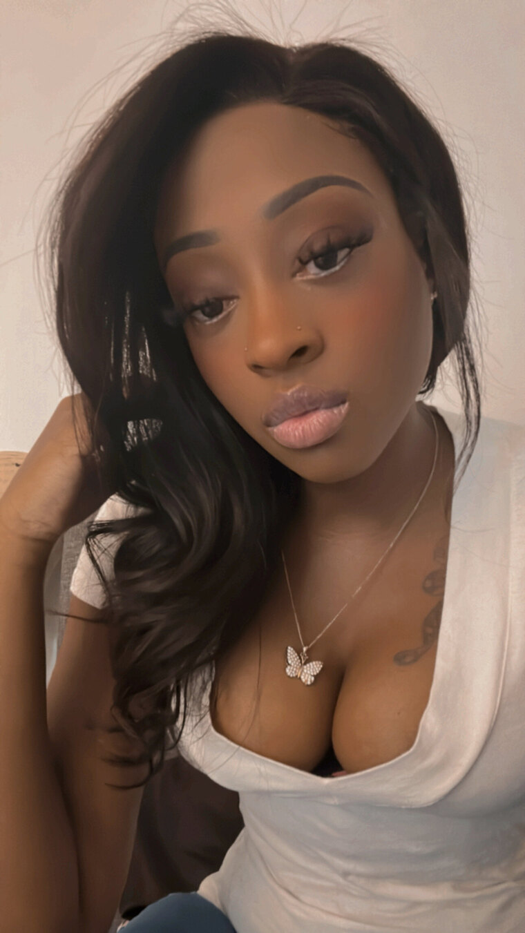 CashyyE banner image