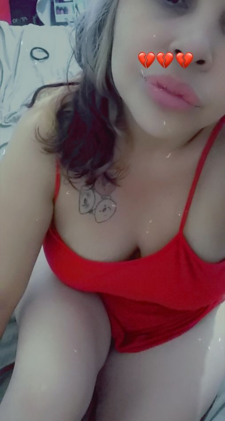 Traviesa 👅 cover image