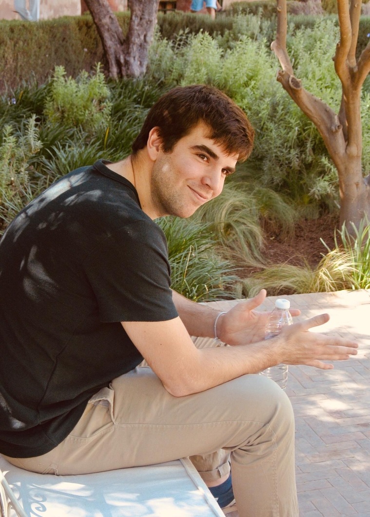 Dimitri Daskayeanis cover image