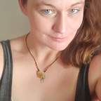 Julie avatar
