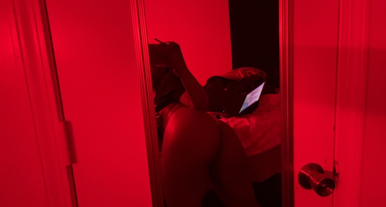 Dęsirę 🫶🏾 cover image