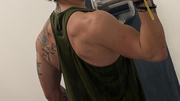 8” Johnny banner image