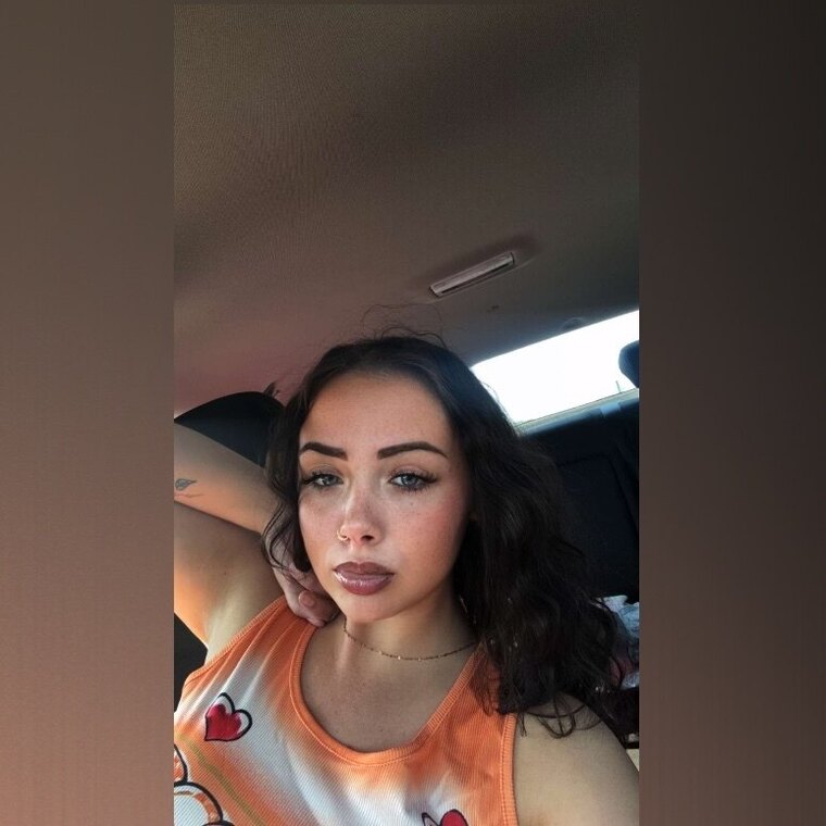 Lindz 💋 banner image