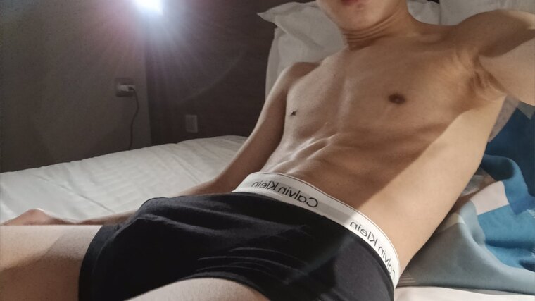 Valentin Twink banner image