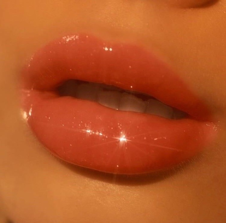 Valeeeeeeentina cover image