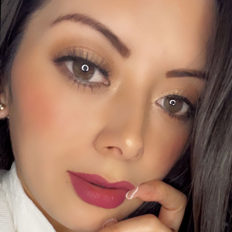 Vale Quezada cover image