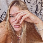V 🌸 avatar