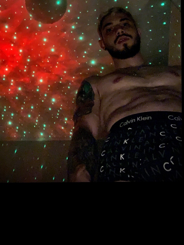 Valerio 🔥 cover image