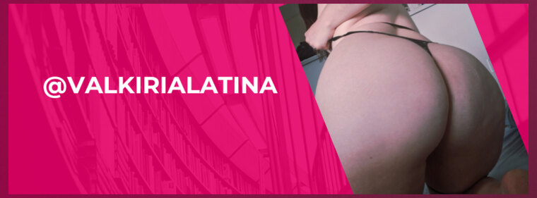 María 🦋 CUSTOMS 🎀🎁 cover image