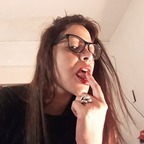 Val 🎀 avatar