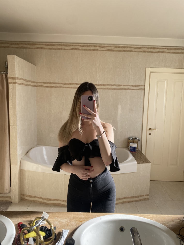 Vanessa Bellini cover image