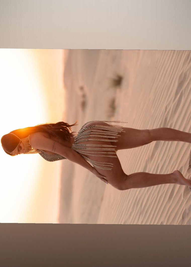 Vanusa Freitas cover image