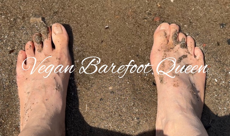 Vegan Barefoot Queen cover image