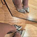 Velvet Vixen Toes avatar
