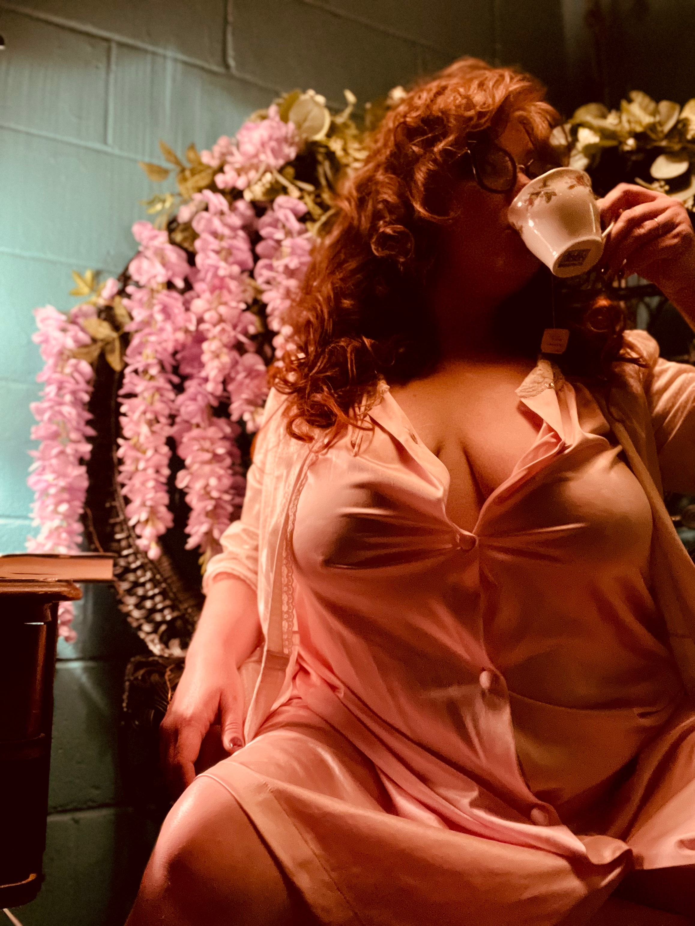 Vera Lowell banner image