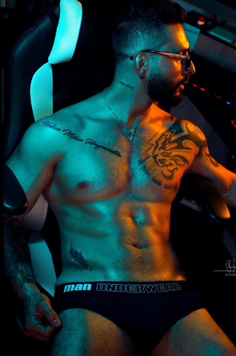 veringuillo304 cover image