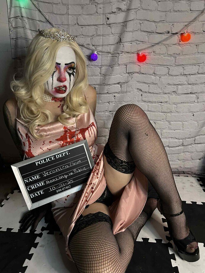Veronica Clownery banner image