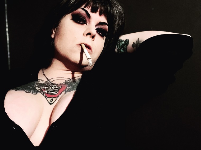 Veronika Fevers banner image