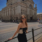 Viktoria|lifestyle&amp;content avatar