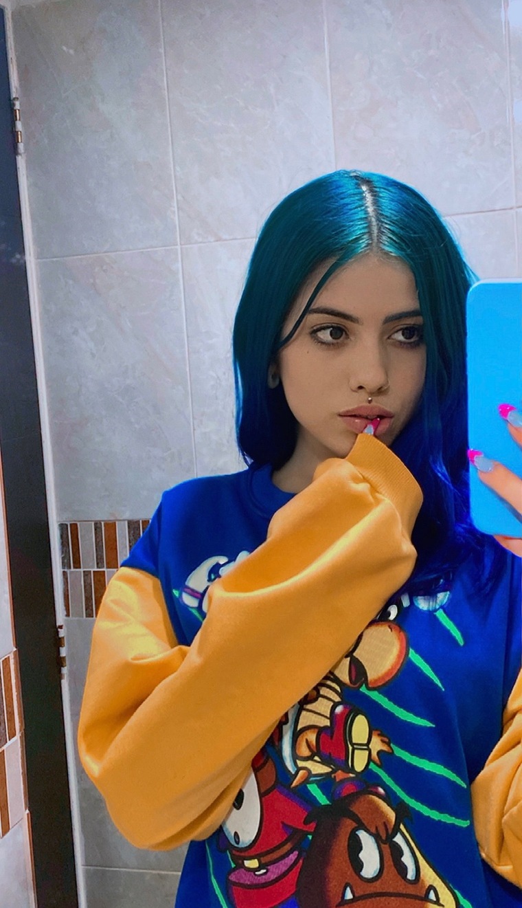 Vic ✨ cover image