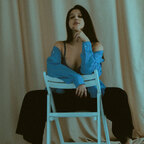 Vika 💕 avatar