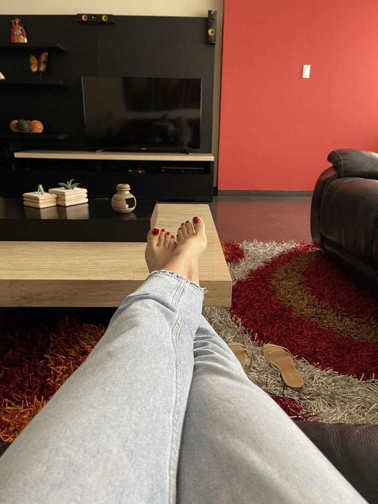 Villa Feets cover image