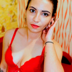 ROXXXIE 💋 avatar