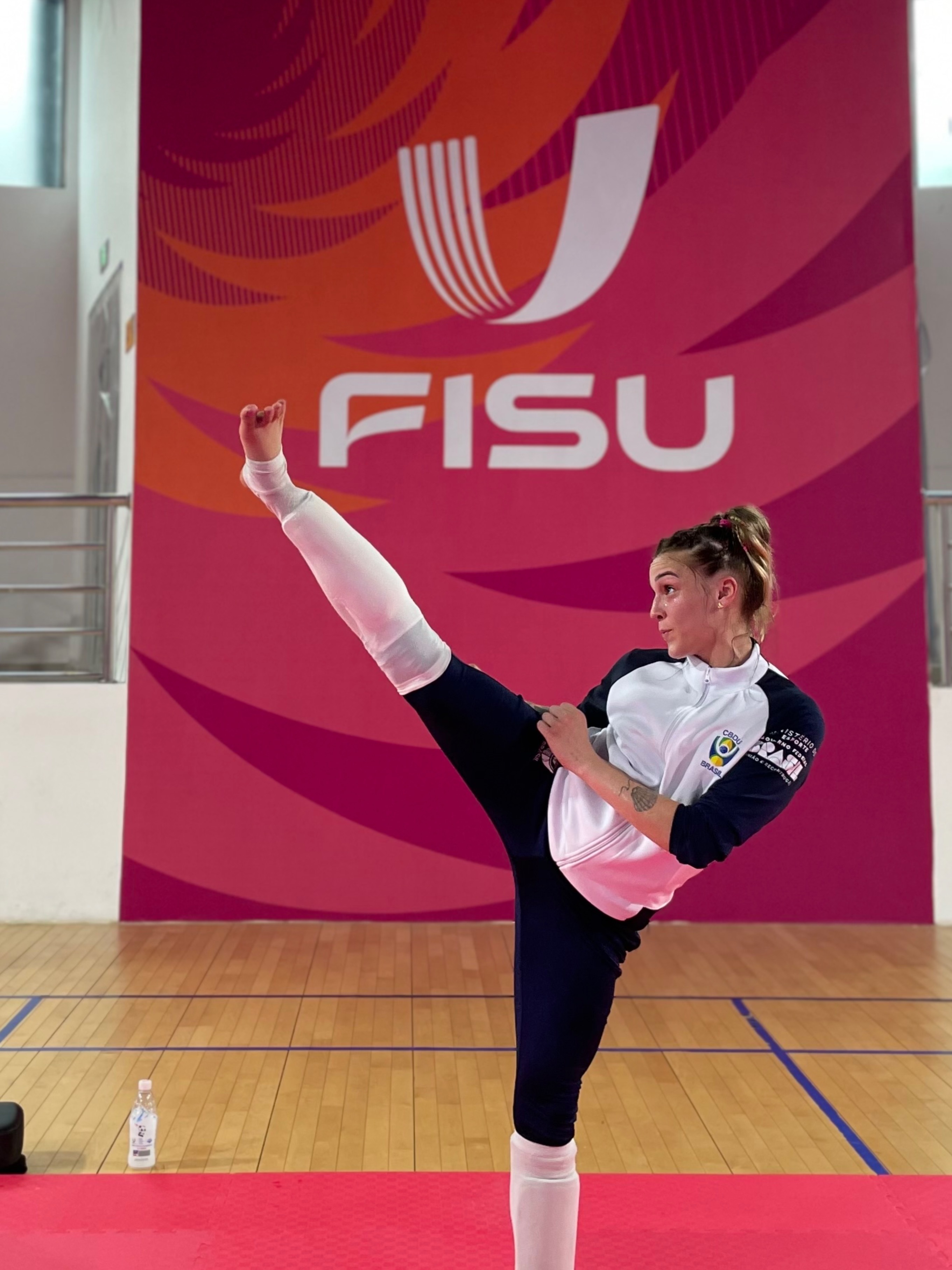 Vitoria oliveira banner image