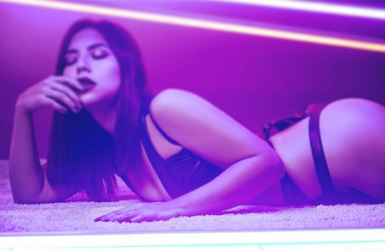 victoriazarina cover image