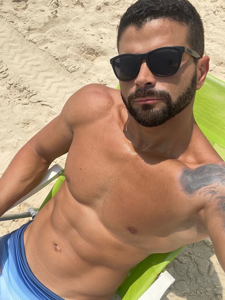 Vitor Leite cover image