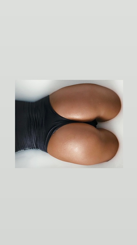 Vivienne cover image
