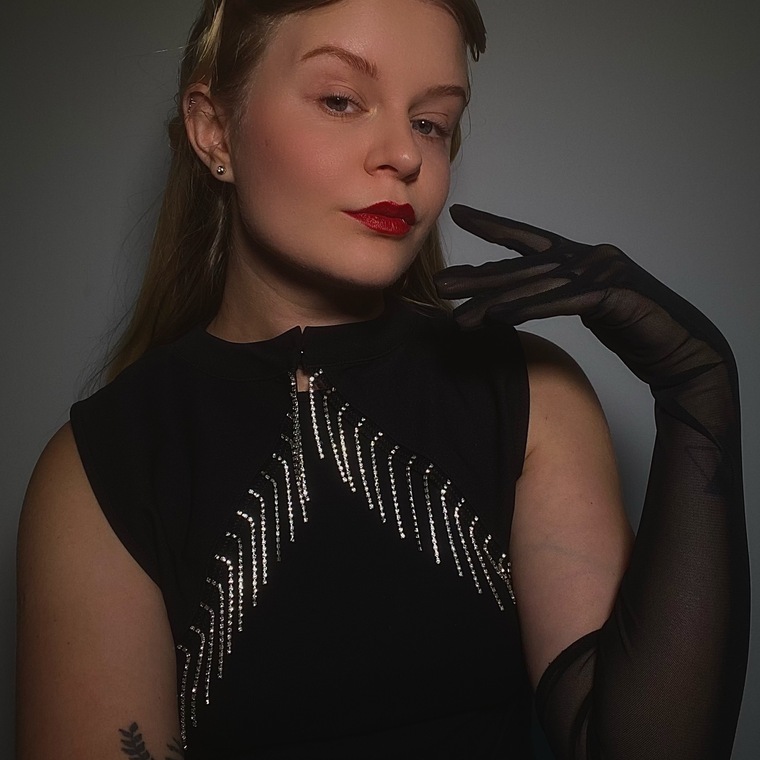 Vi cover image