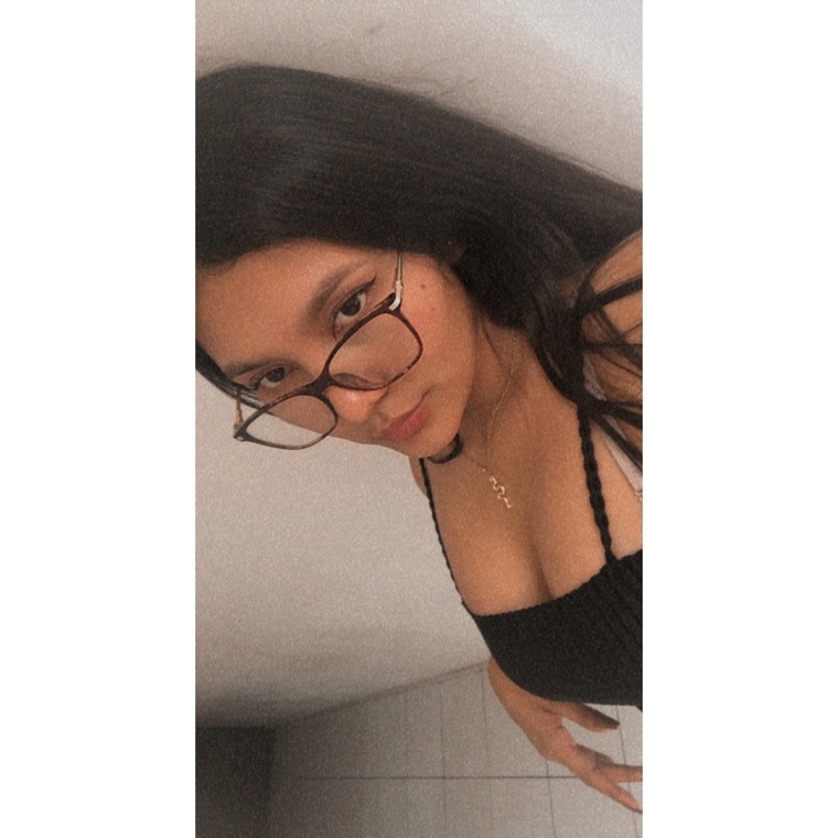 Viviana Guzmán cover image