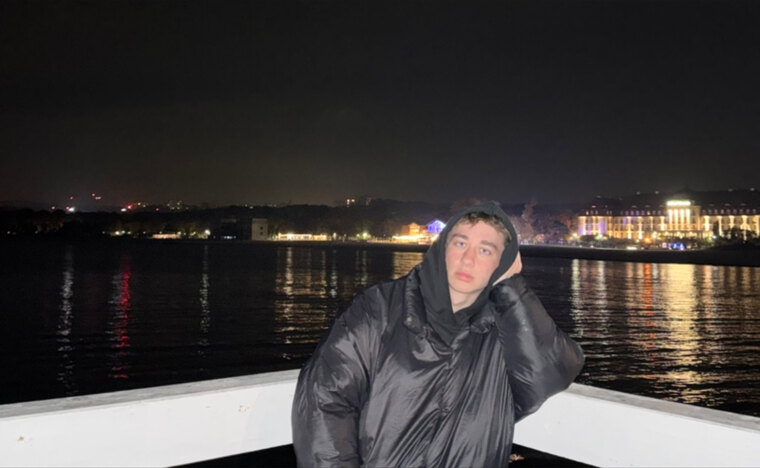 Milo Vronsky banner image