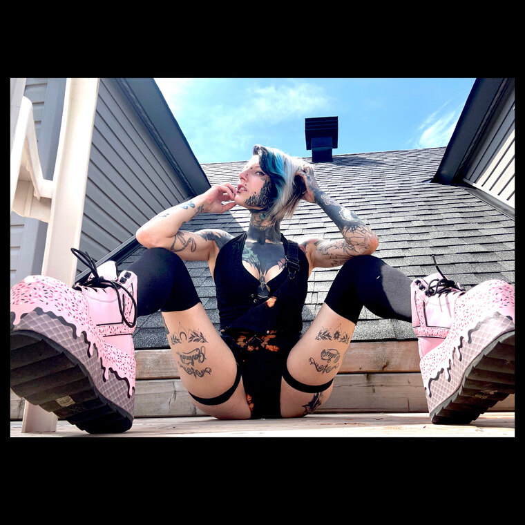 your_favorite_wasteland.Xx banner image