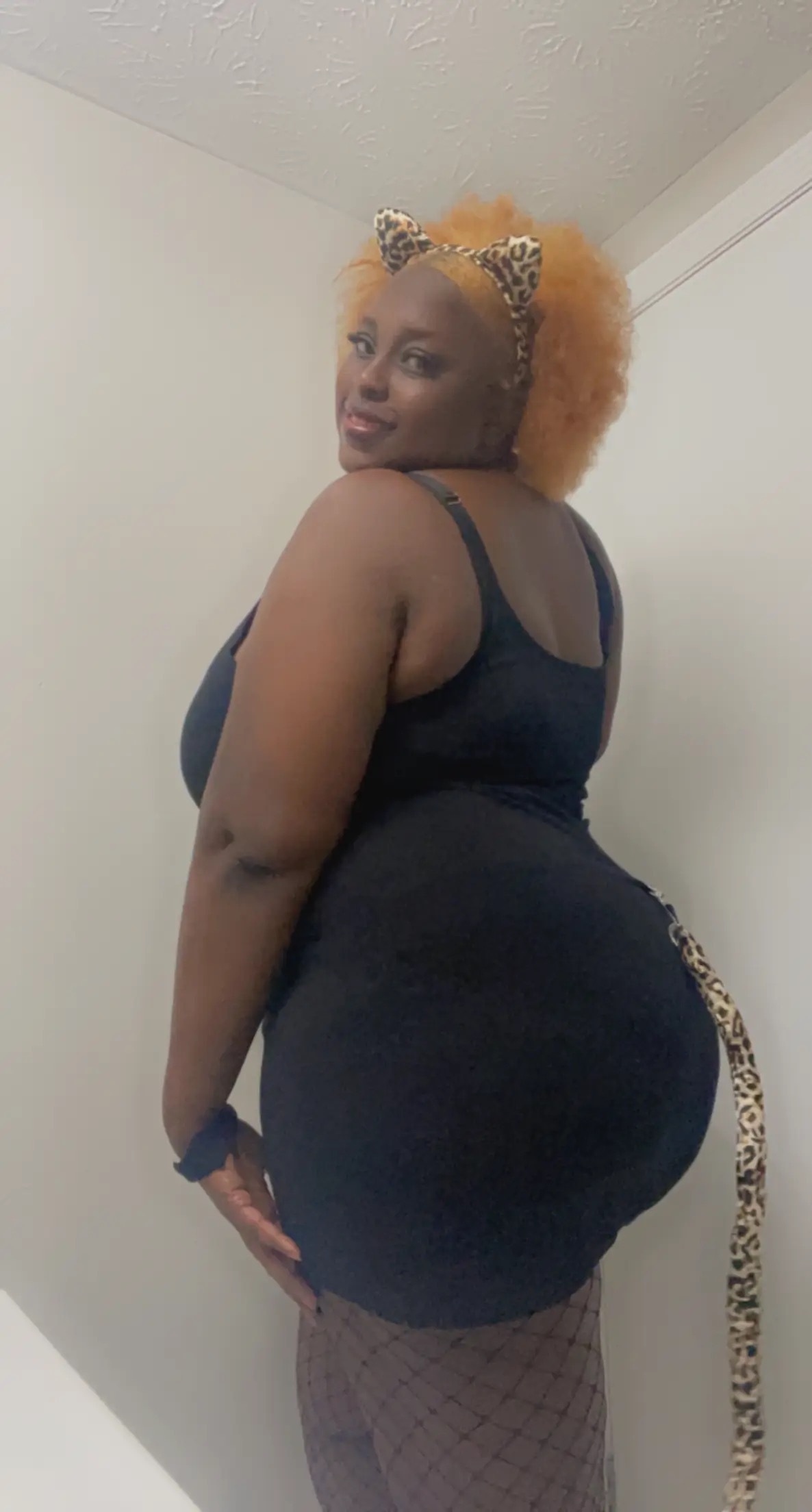 BUSTY BLACK MOMMY banner image
