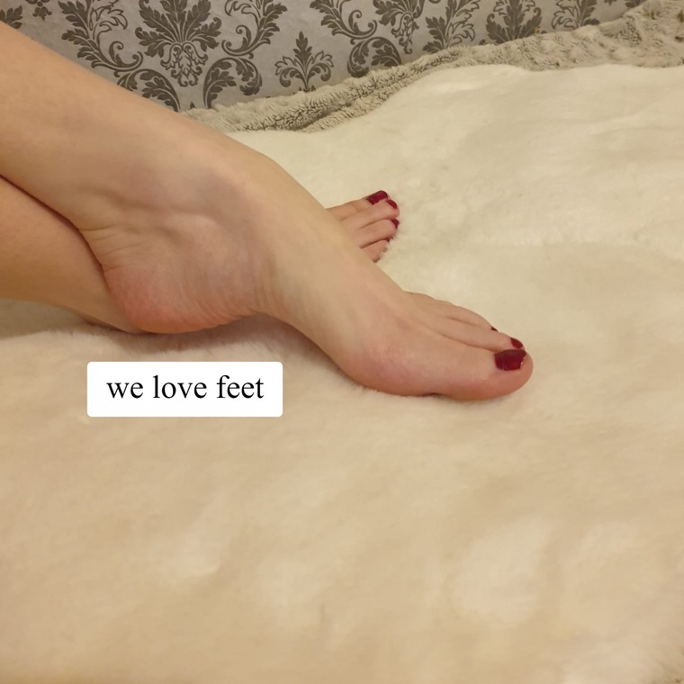 welovefeet cover image
