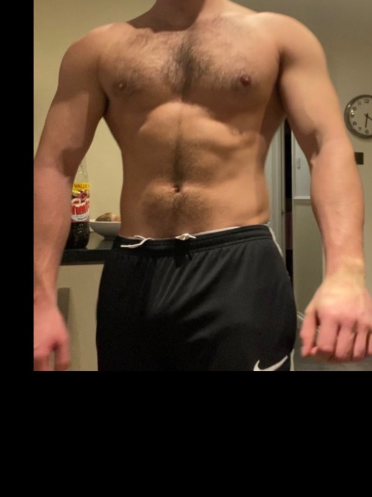 Muscular Welshman ๐ด๓ ง๓ ข๓ ท๓ ฌ๓ ณ๓ ฟ banner image