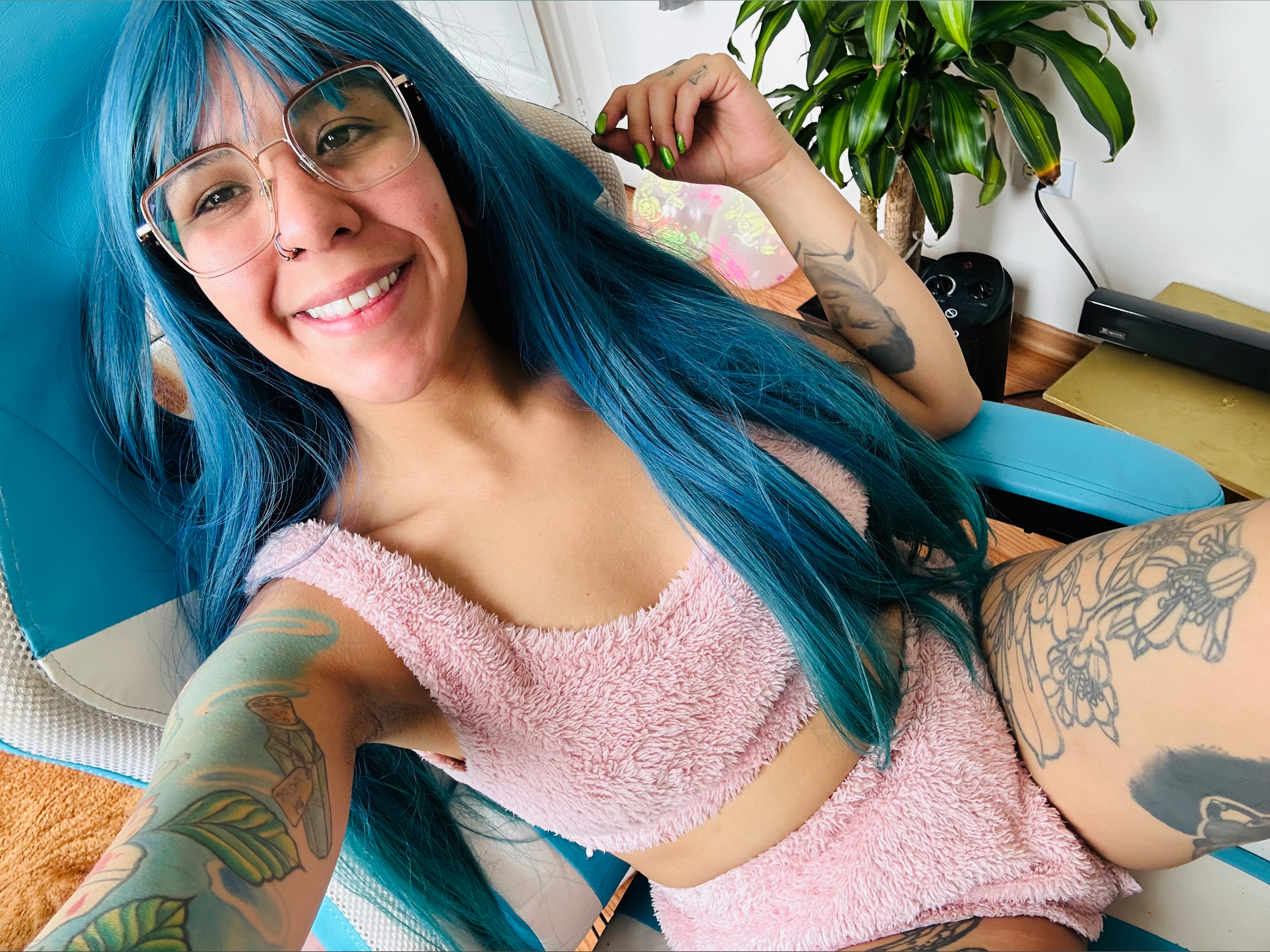 Wendy π Call now! π banner image