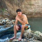 Wentbrokeonstrippers avatar