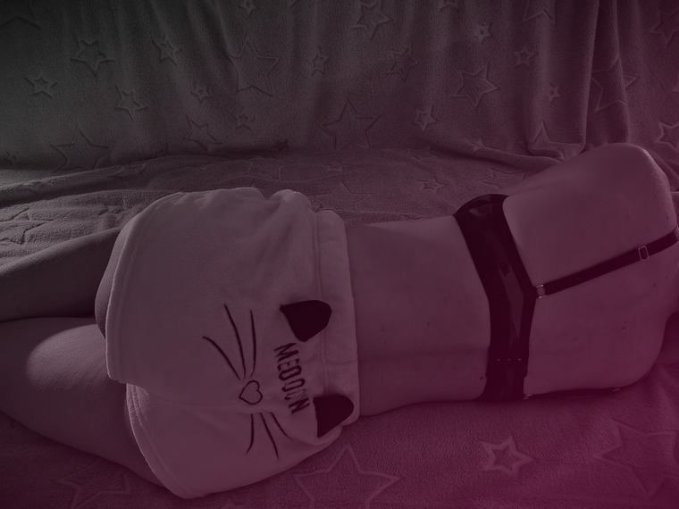 wetCouple164 banner image