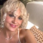 Whitney avatar