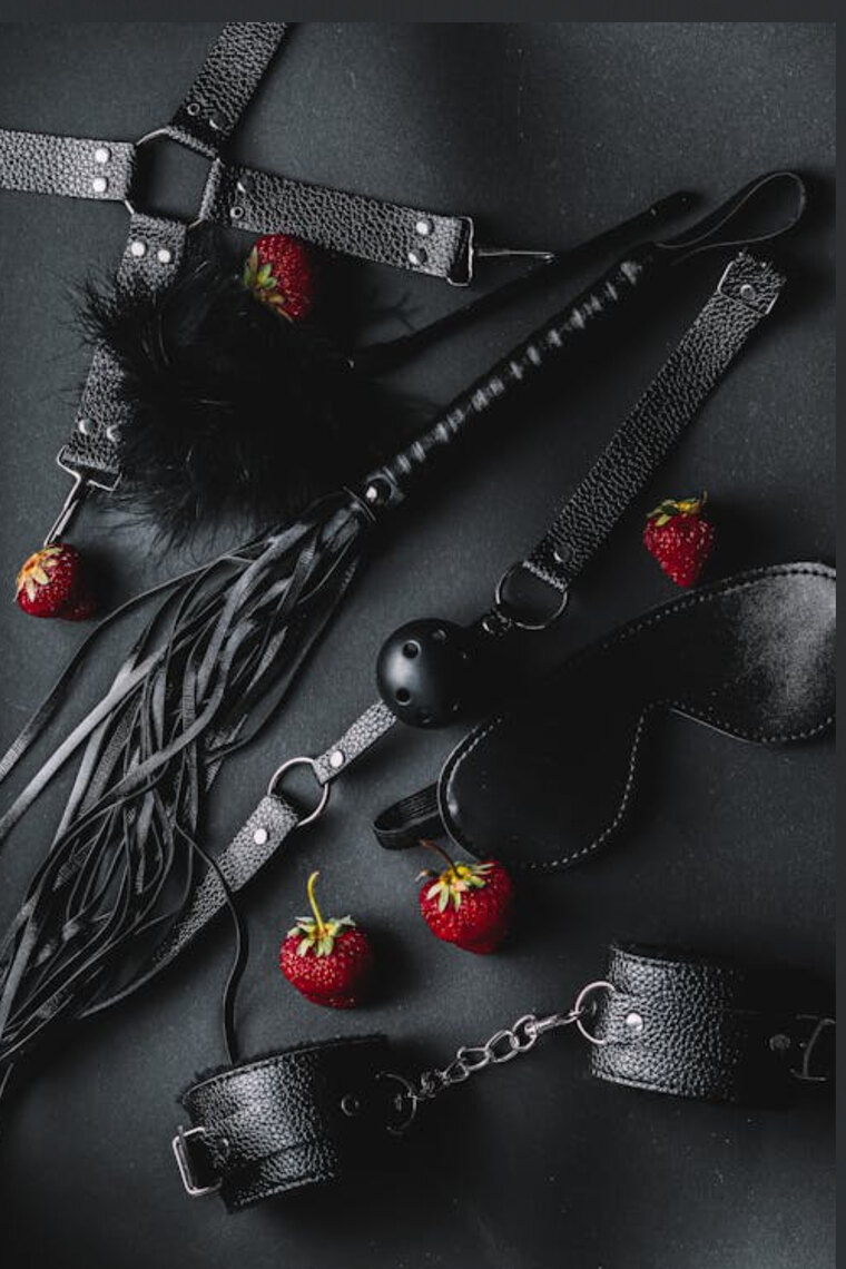 Wickedromantik cover image