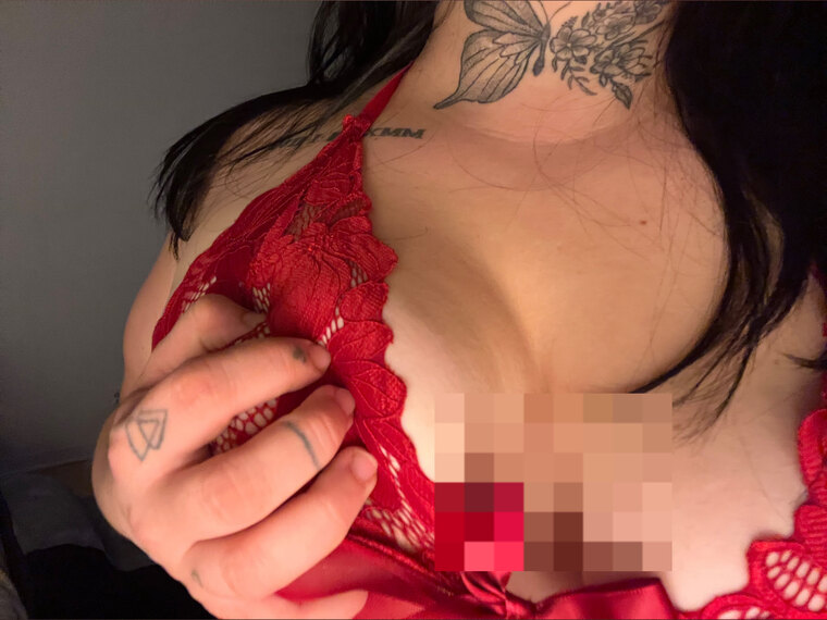 Cass 😈🫦 cover image