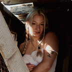 Willow Wolfe avatar
