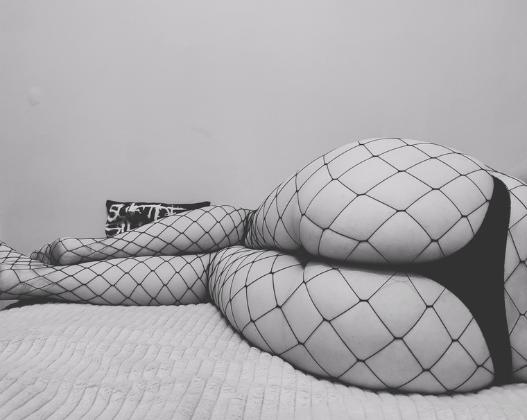 WitchyMommy666 cover image