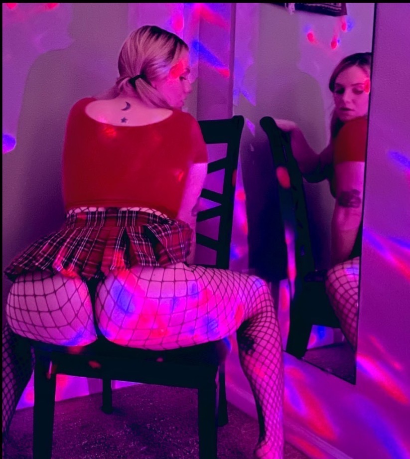 Chelsea Adams banner image