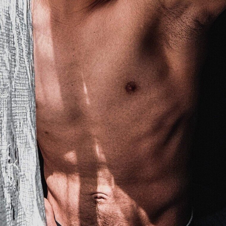 Daniel 😈 cover image