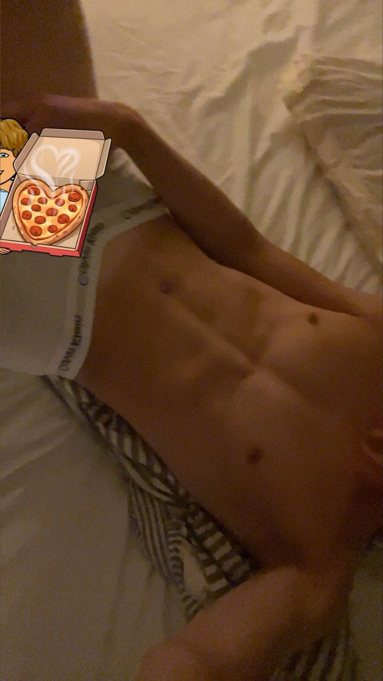 Leo Luxe cover image